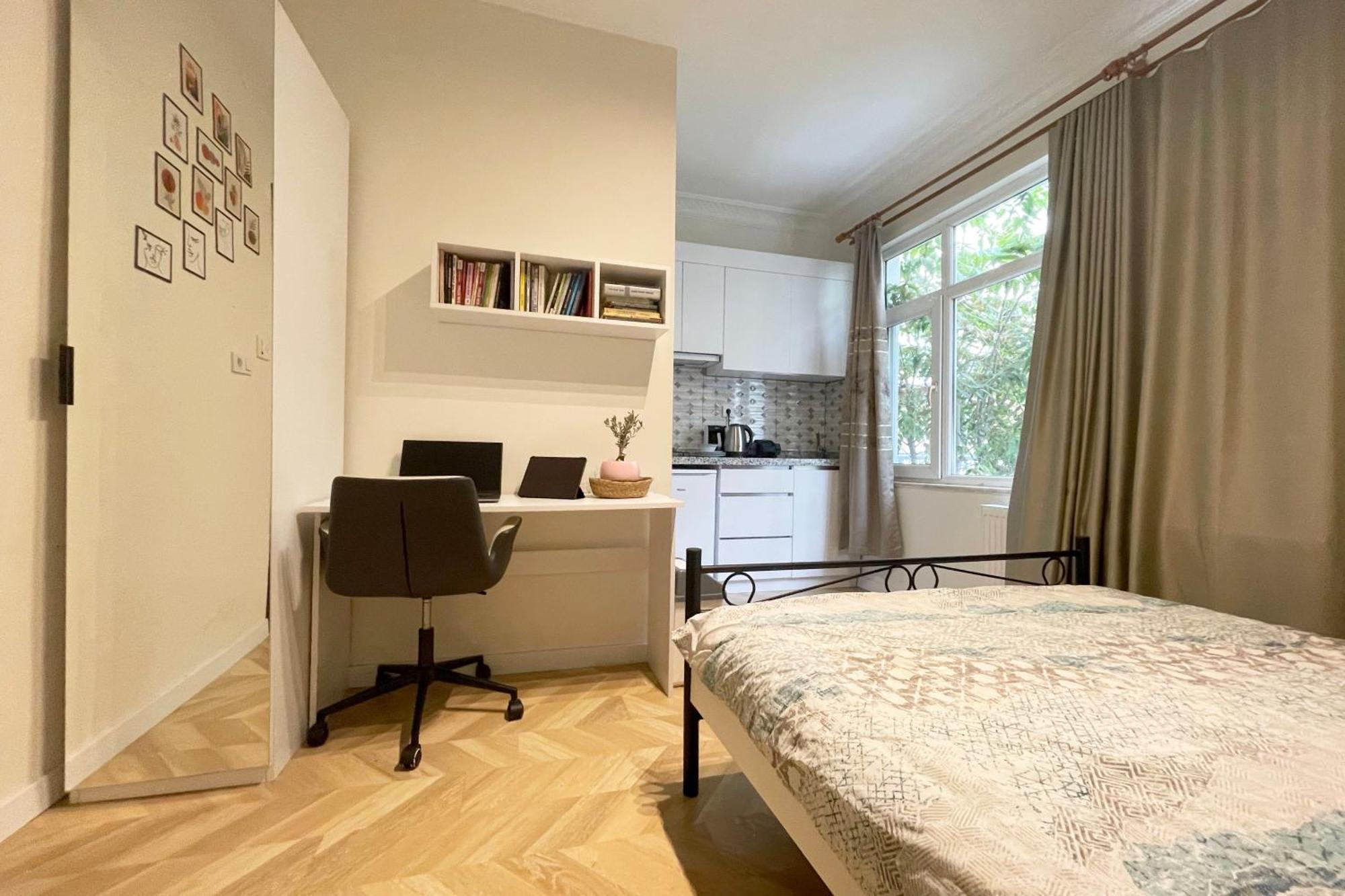 Daire 2br And 2bath Balcony In Heart Of Isatanbul #3